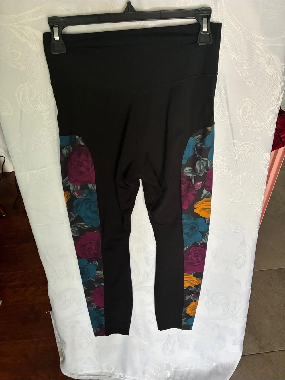 Nike Floral Crossback Sports Bra & Leggings - Teal, Mustard, Burgundy